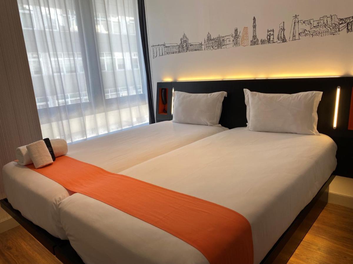 Hotel Easyhotel 2*