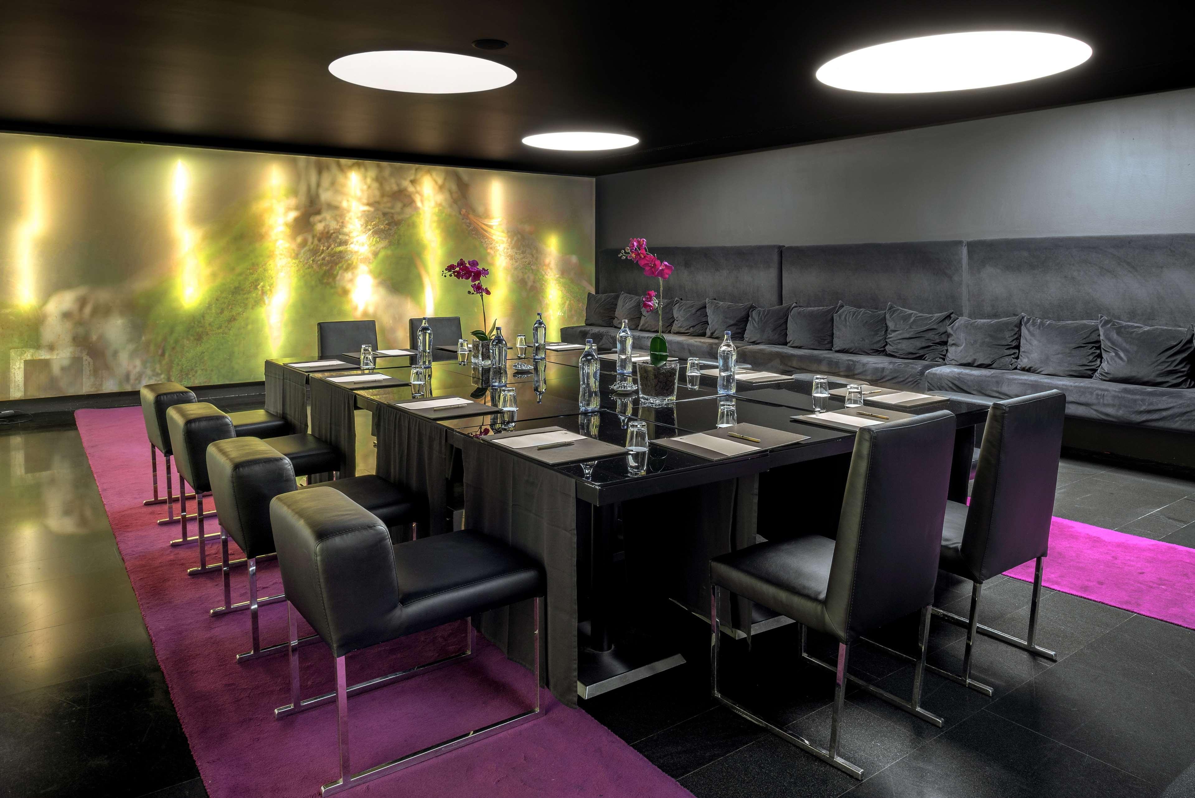 Doubletree By Hilton Fontana Park 4*
