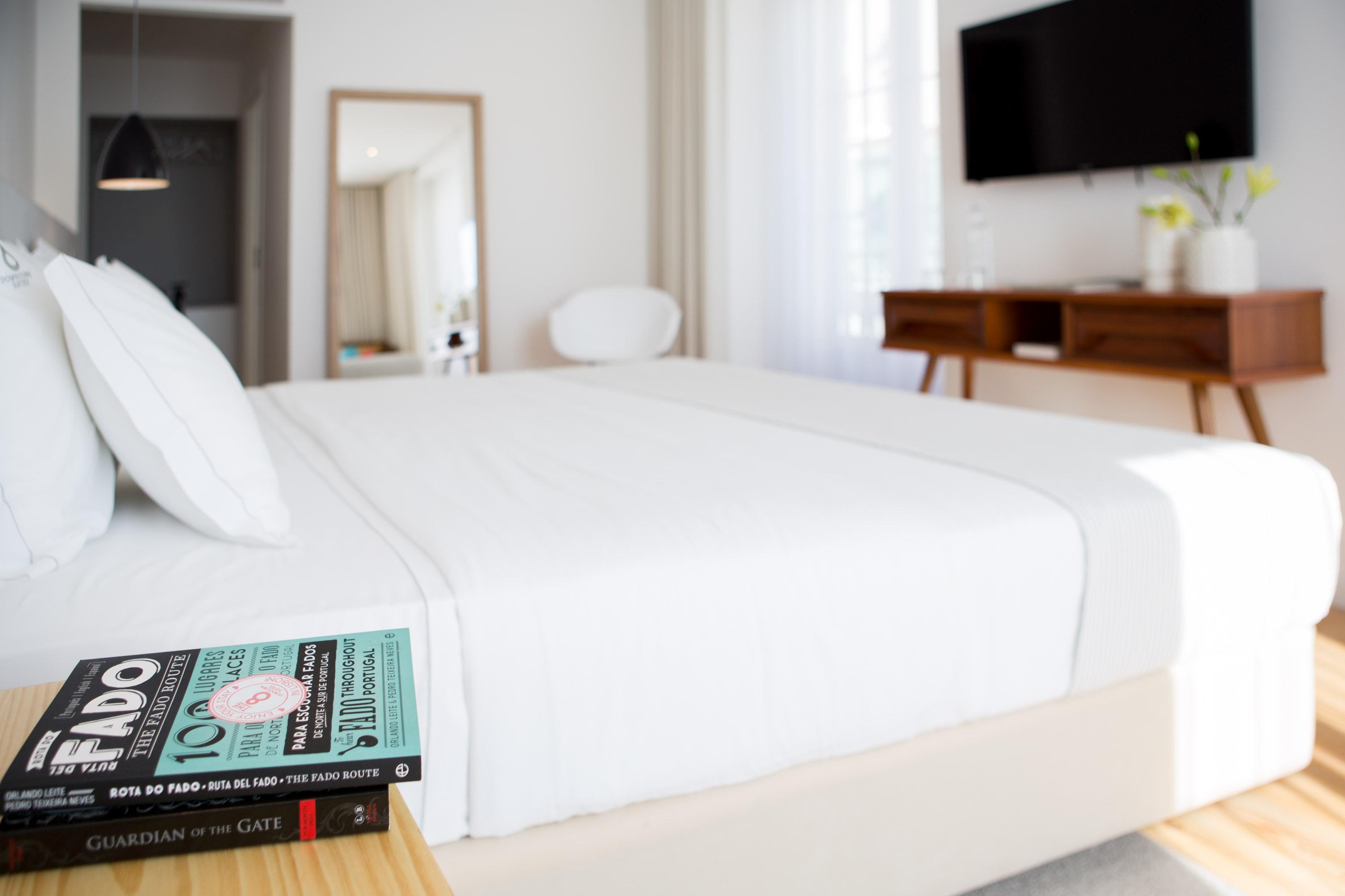 The 8 - Downtown Guest house Lisbon