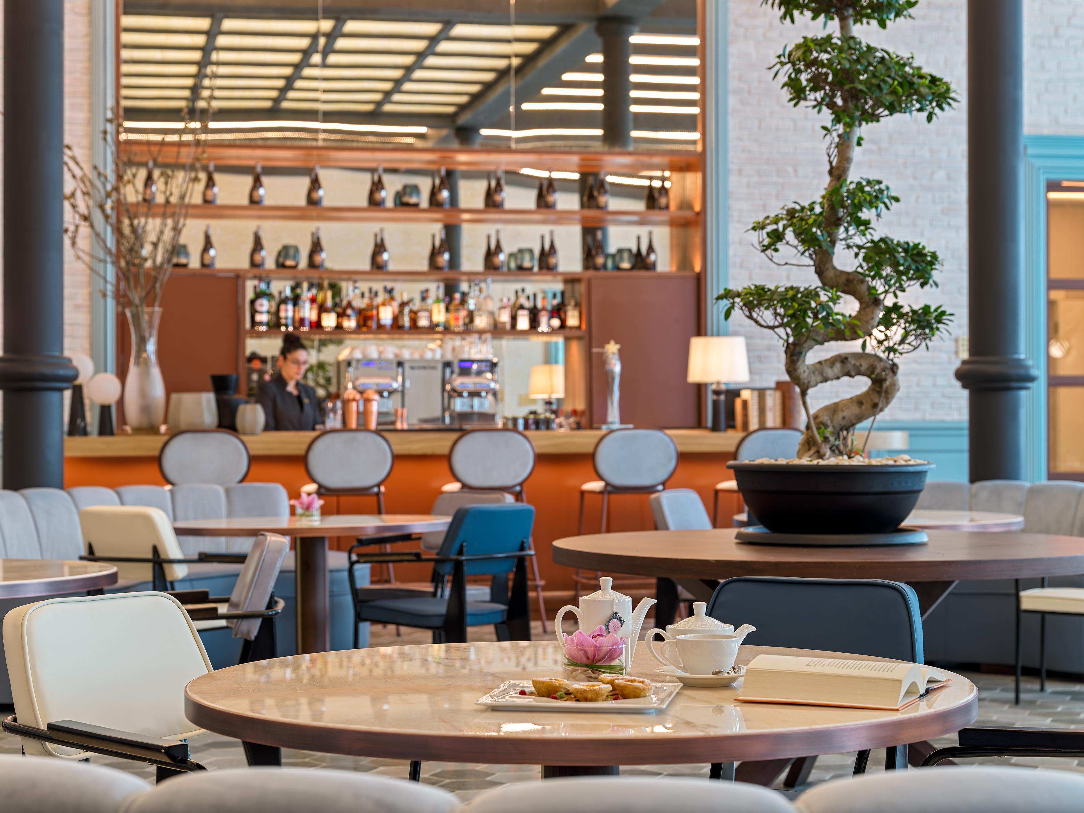 The One Palacio Da Anunciada Hotel 5*