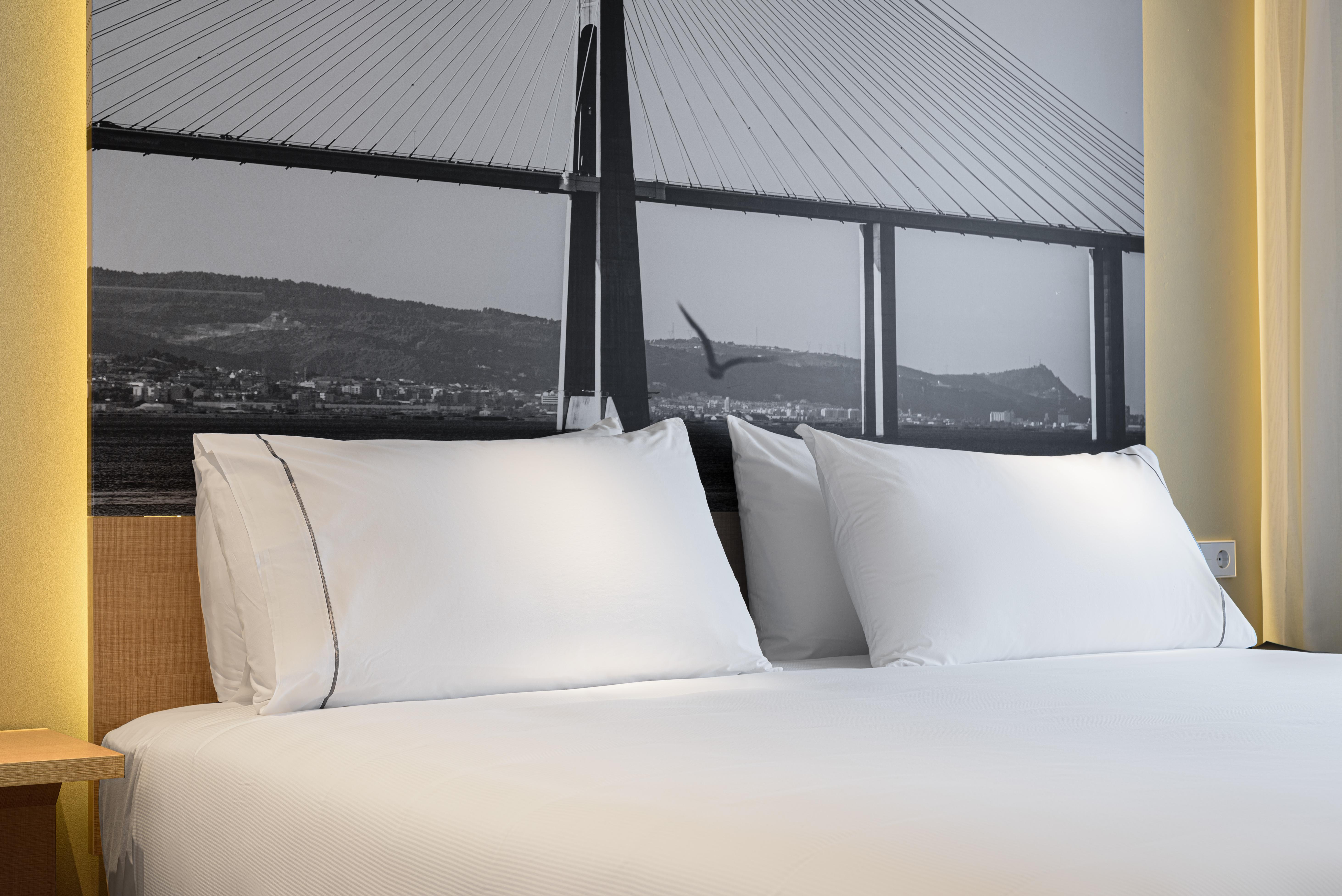 Hotel Ikonik 3*