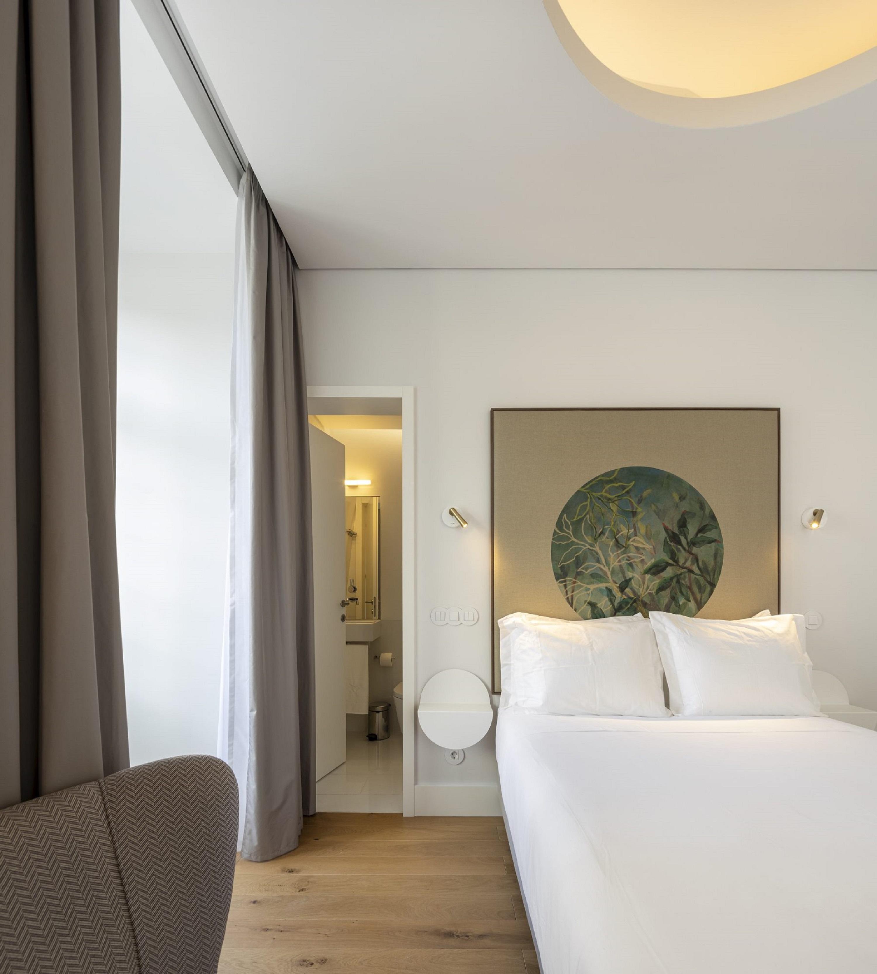 Serviced - Madalena Apartment