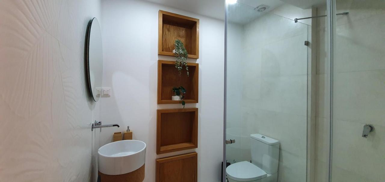 Airport Earth - Self Check-in Apartment *