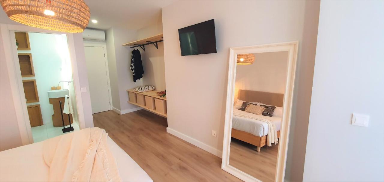 Airport Earth - Self Check-in Apartment Lisbon