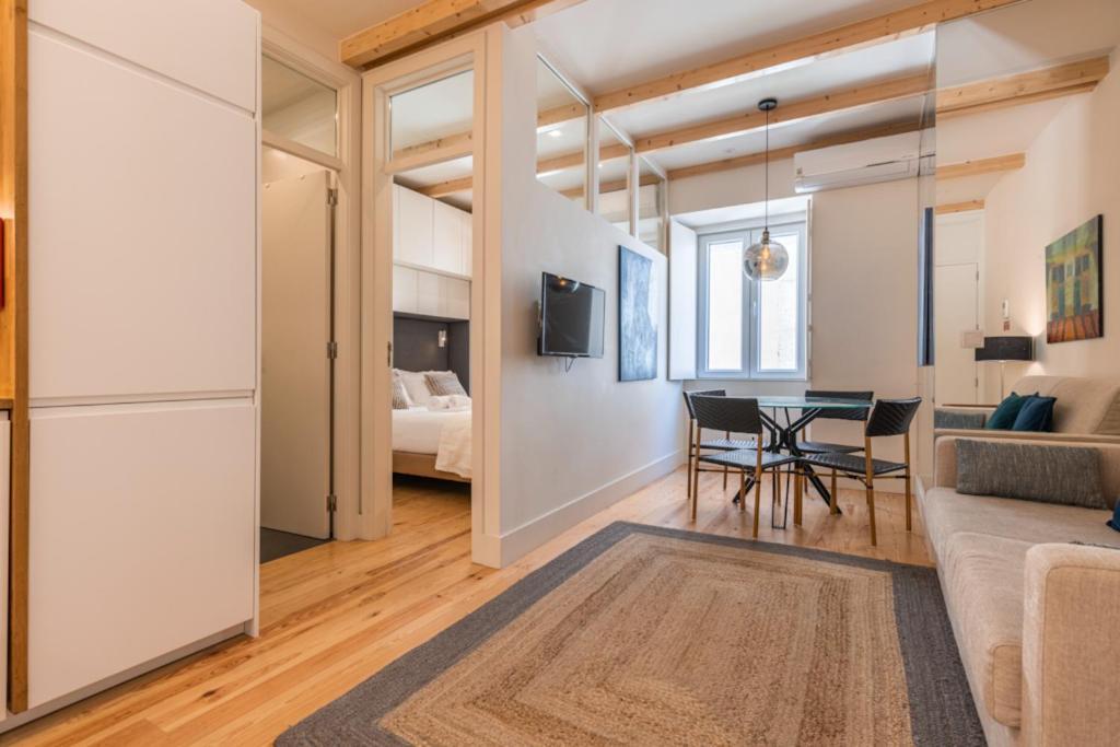 Apartment Cozy Near The River I
