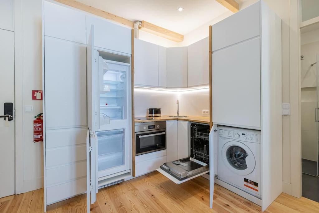Apartment Cozy Near The River I Lisbon