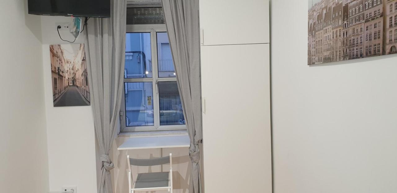 Quarto em Acomodações Particulares Antônio Pedro *