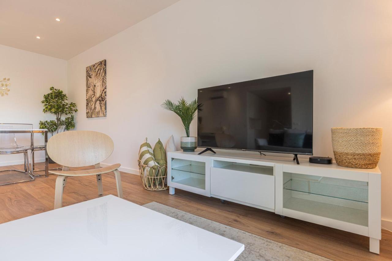 Fabulous Terrace Over Monsanto By Innkeeper Lisbon