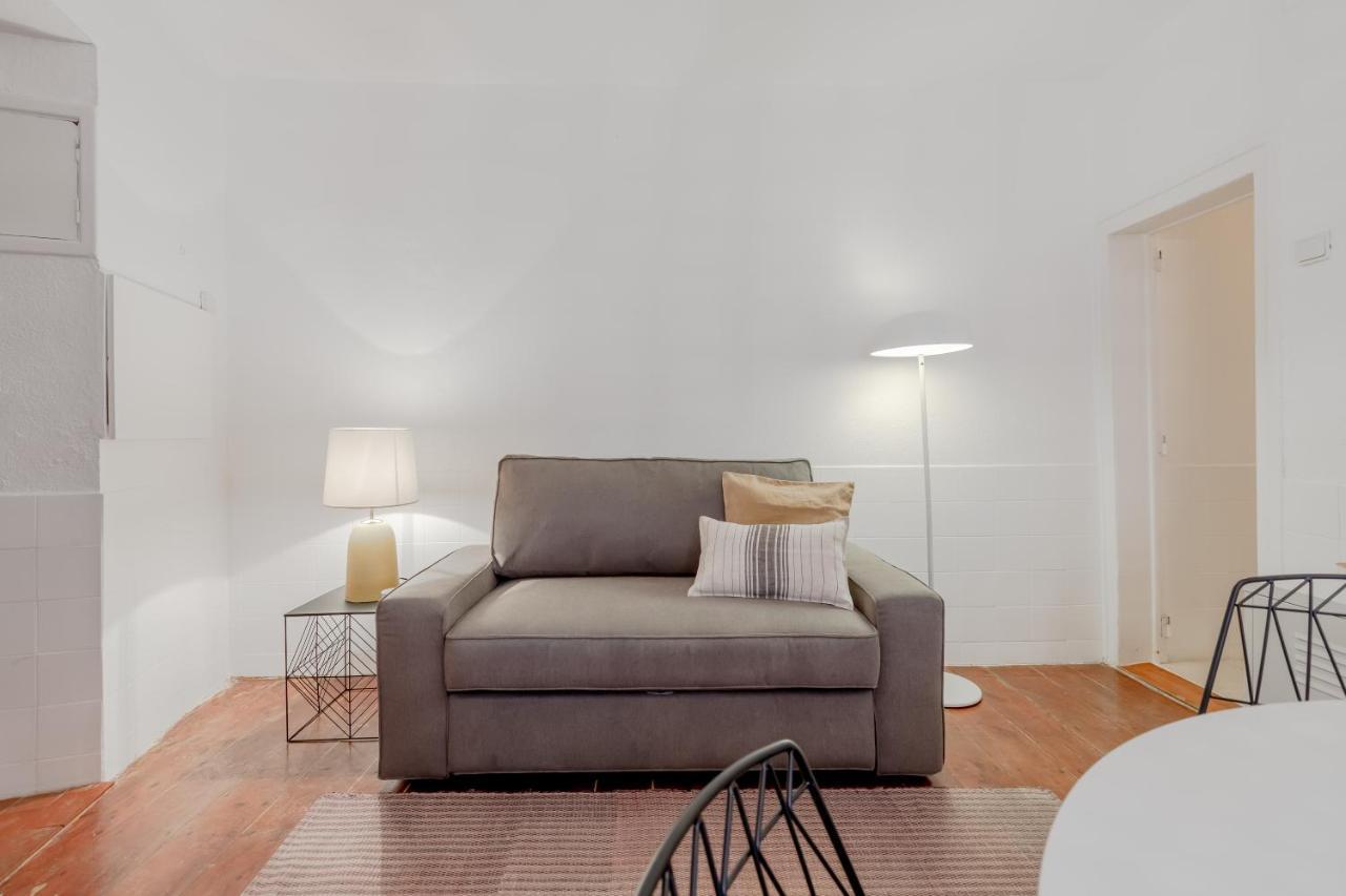 Apartment Typical Alfama Apartment, By Timecooler Lisbon