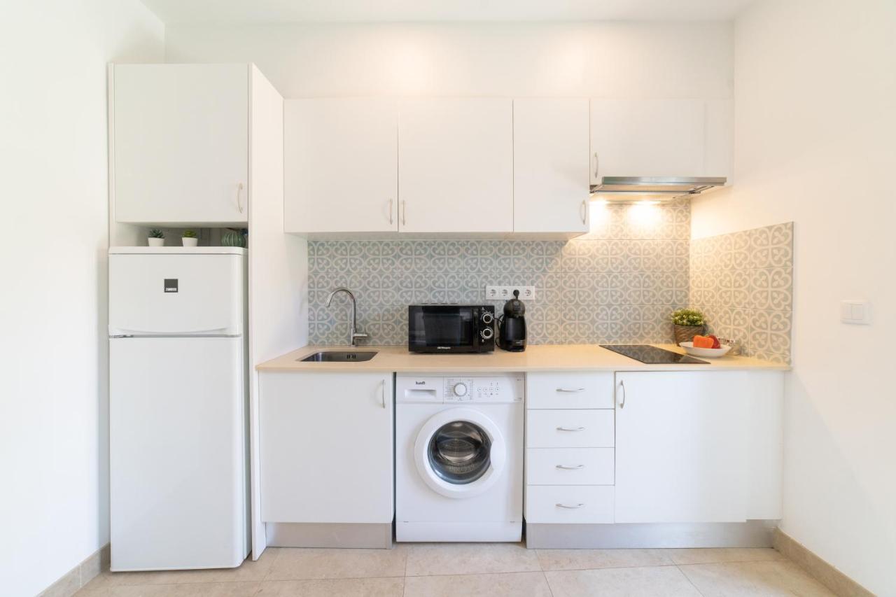 Apartment Hill House - No. 599d *