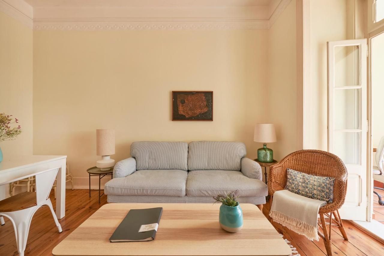 Renovated Spacious Baixa Apartment, By Timecooler Lisbon