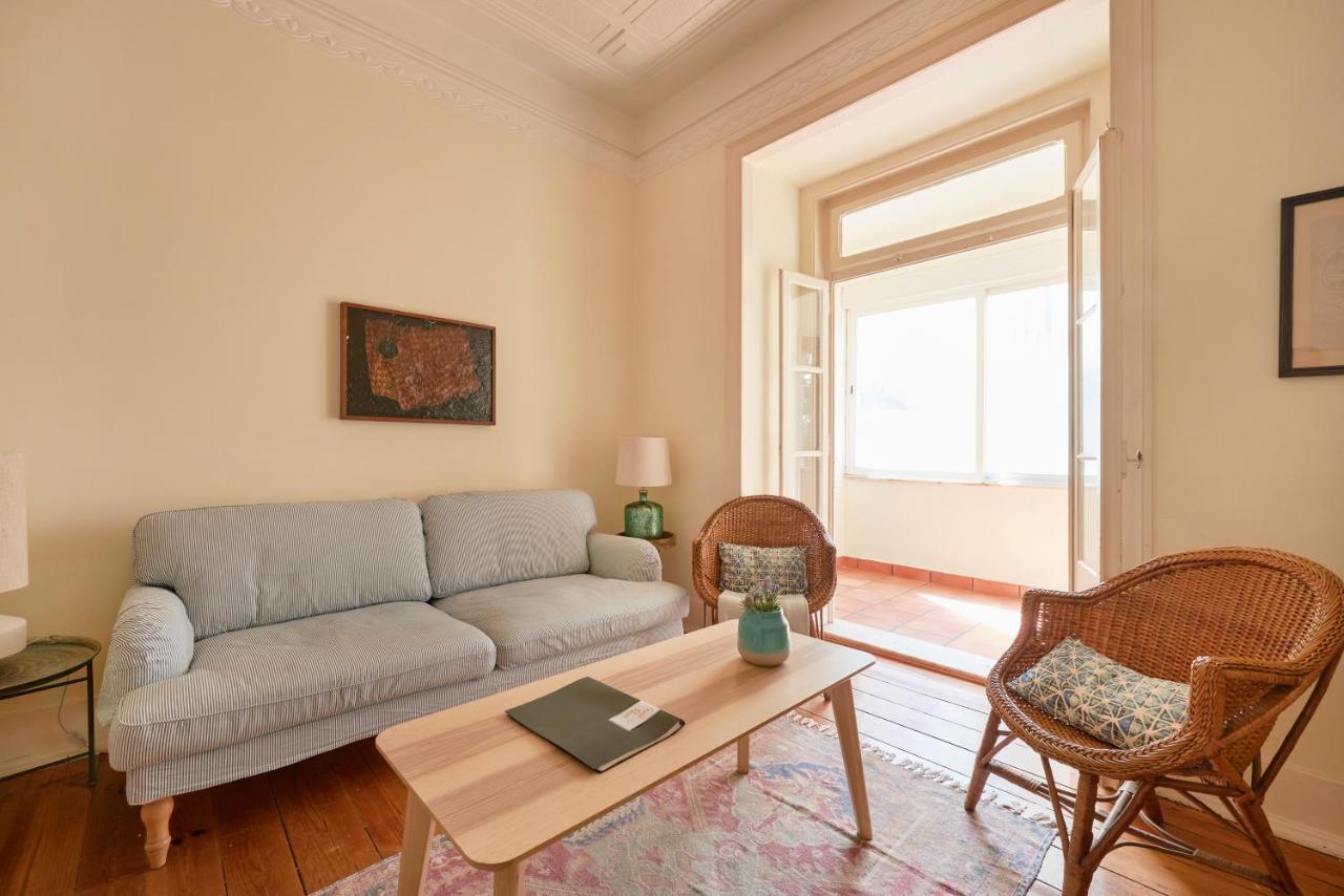 Renovated Spacious Baixa Apartment, By Timecooler Lisbon