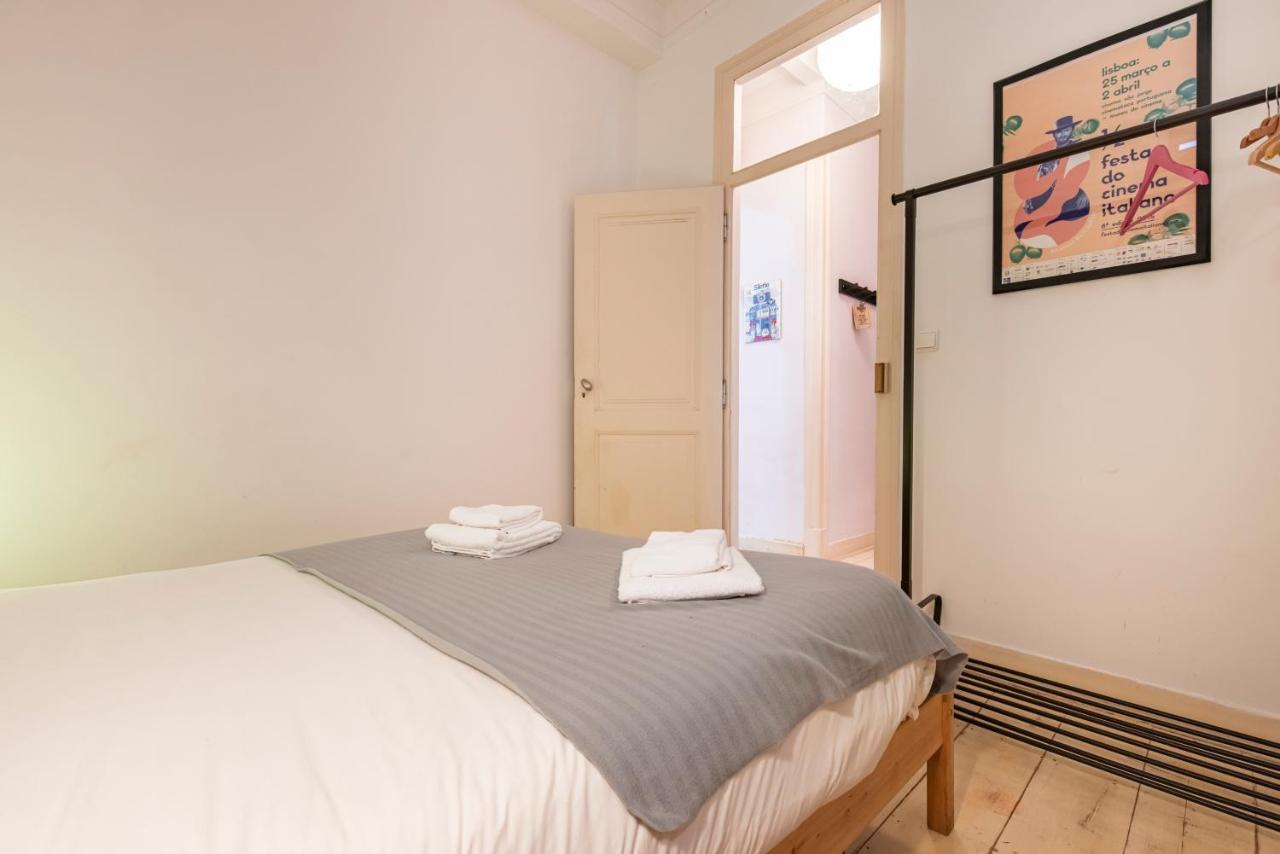 Apartment 3bdr Mouraria By Lovelystay *