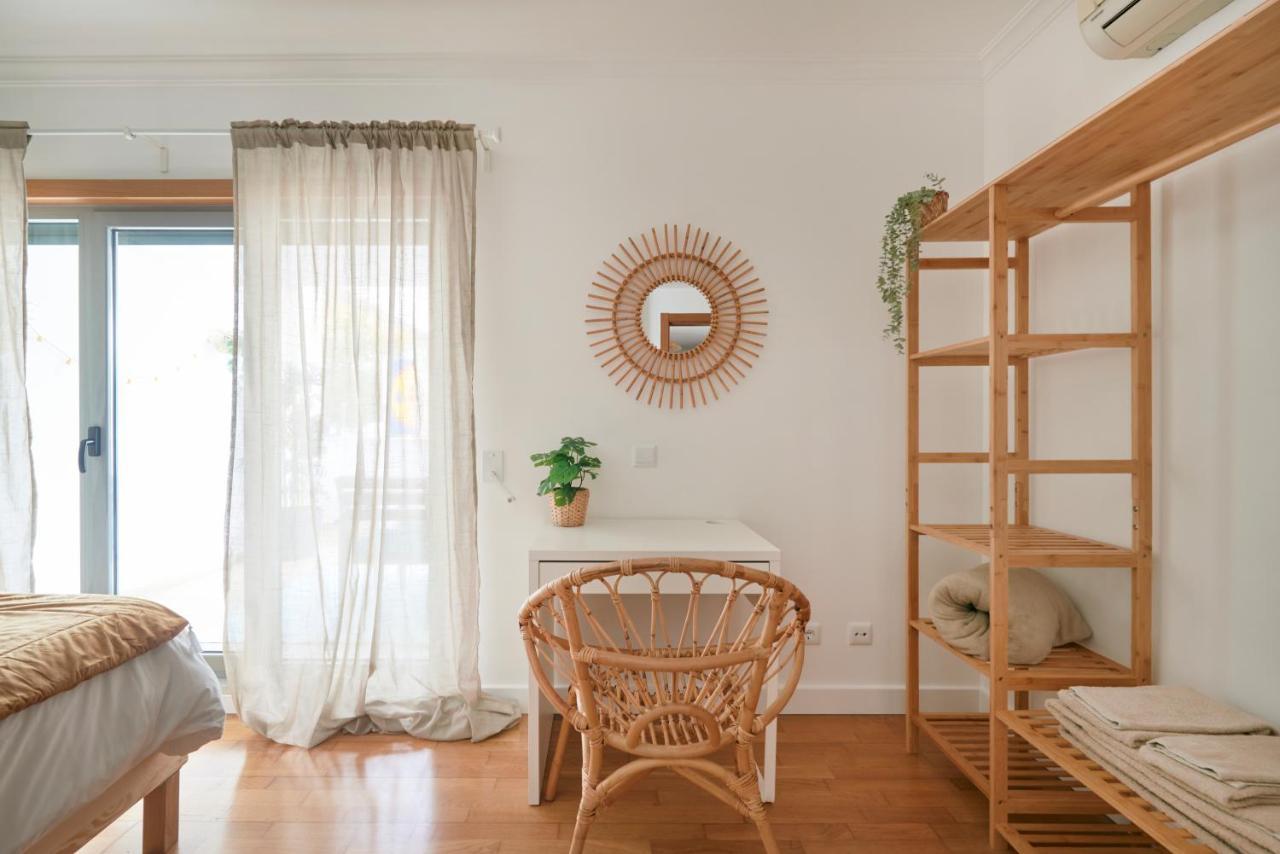 With Private Terrace & Car Garage Apartment