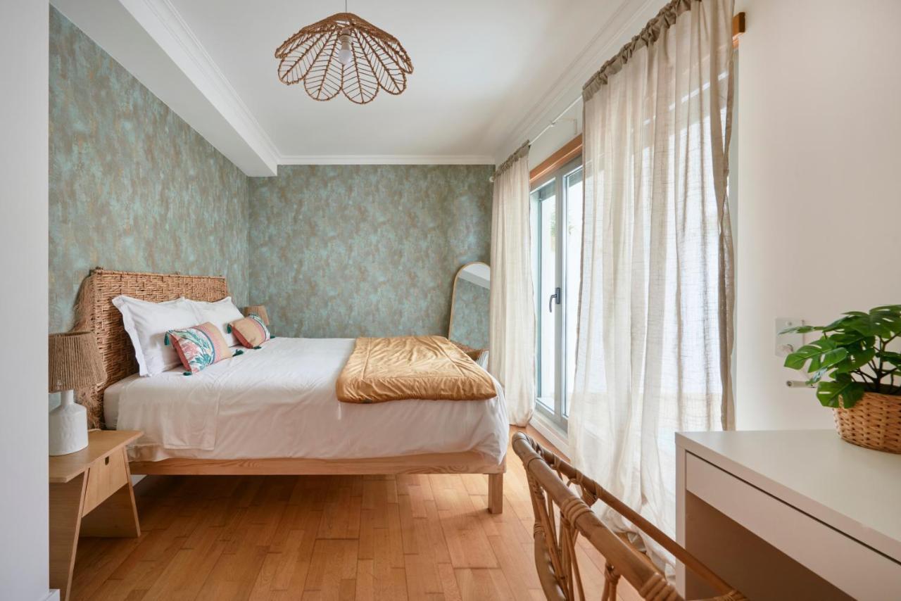Apartment With Private Terrace & Car Garage *
