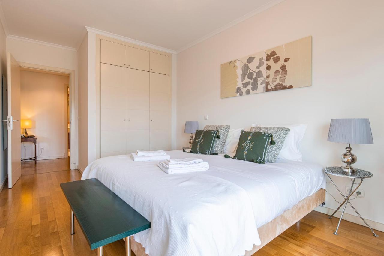 Fancy W/metro At Doorstep By Lovelystay Apartment