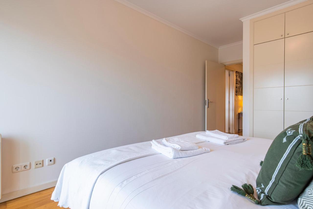 Apartment Fancy W/metro At Doorstep By Lovelystay Lisbon