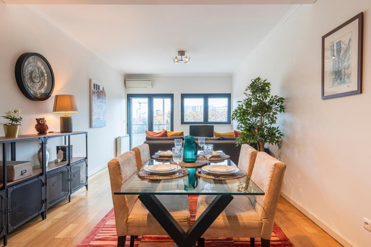 Fancy W/metro At Doorstep By Lovelystay Lisbon