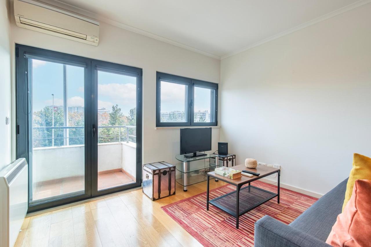 Fancy W/metro At Doorstep By Lovelystay Apartment Lisbon