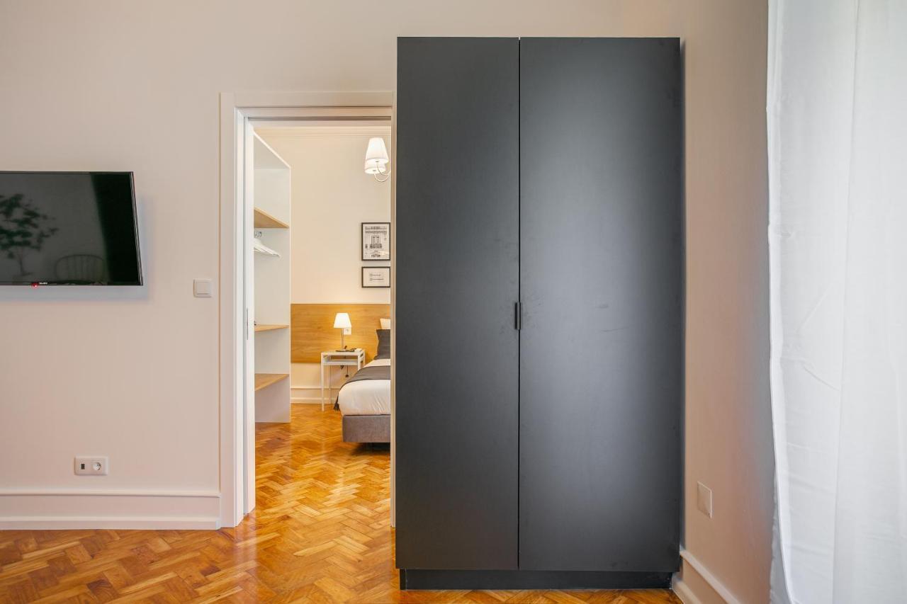 Apartamento Out & *