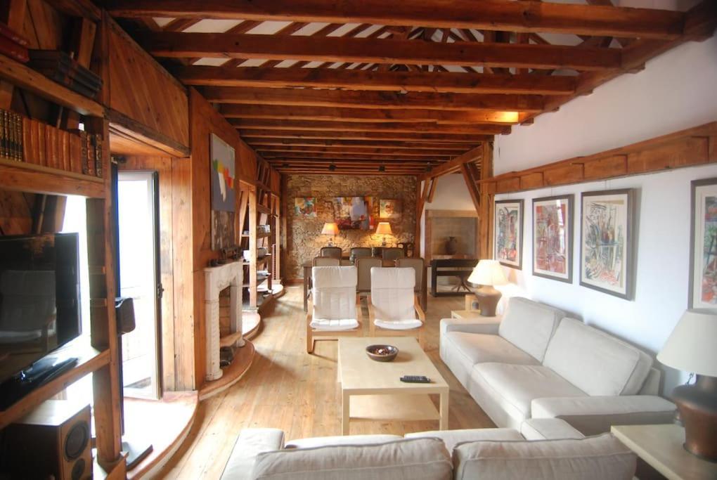 Apartment Historical Center Alfama - Stunning River Views Lisbon
