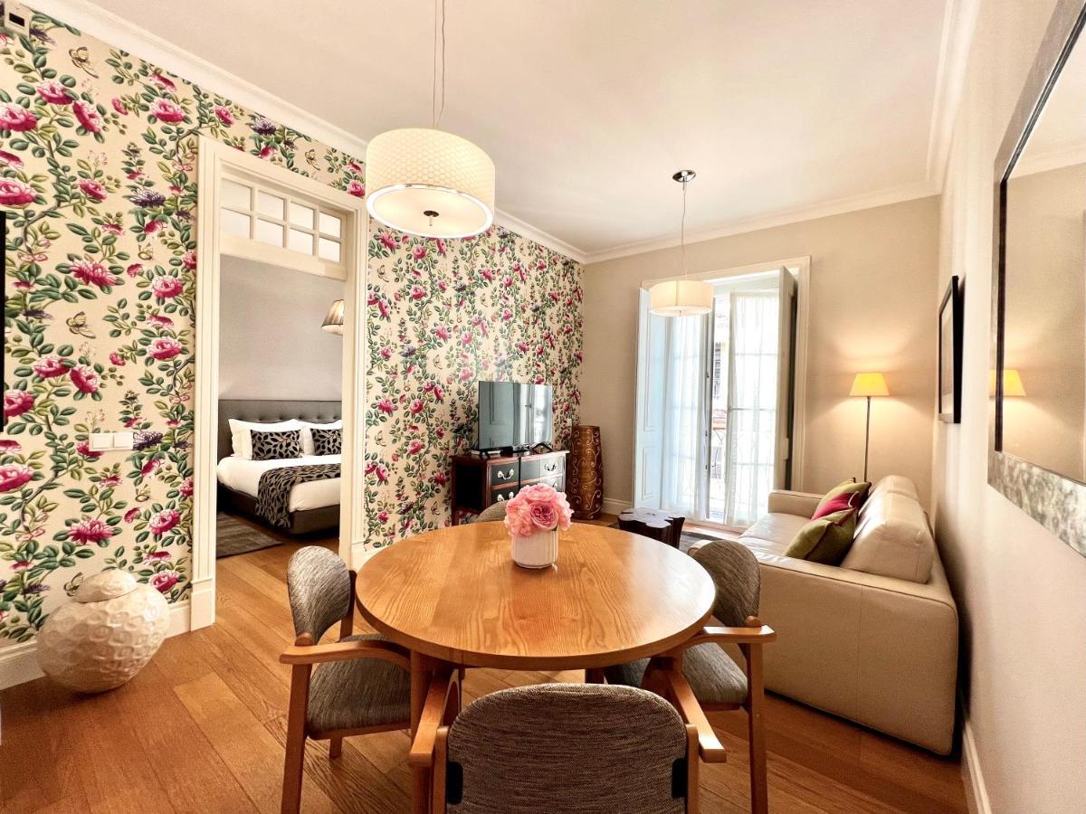 Downtown Apartment *