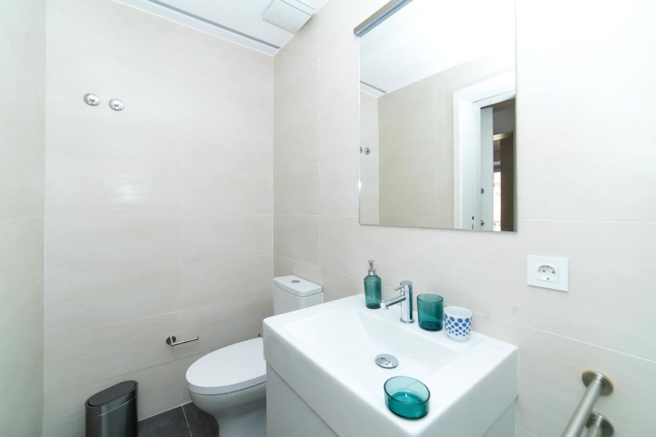 Blue By The River 2 - Elegant Two-bedroom In Santos Apartamento Lisboa