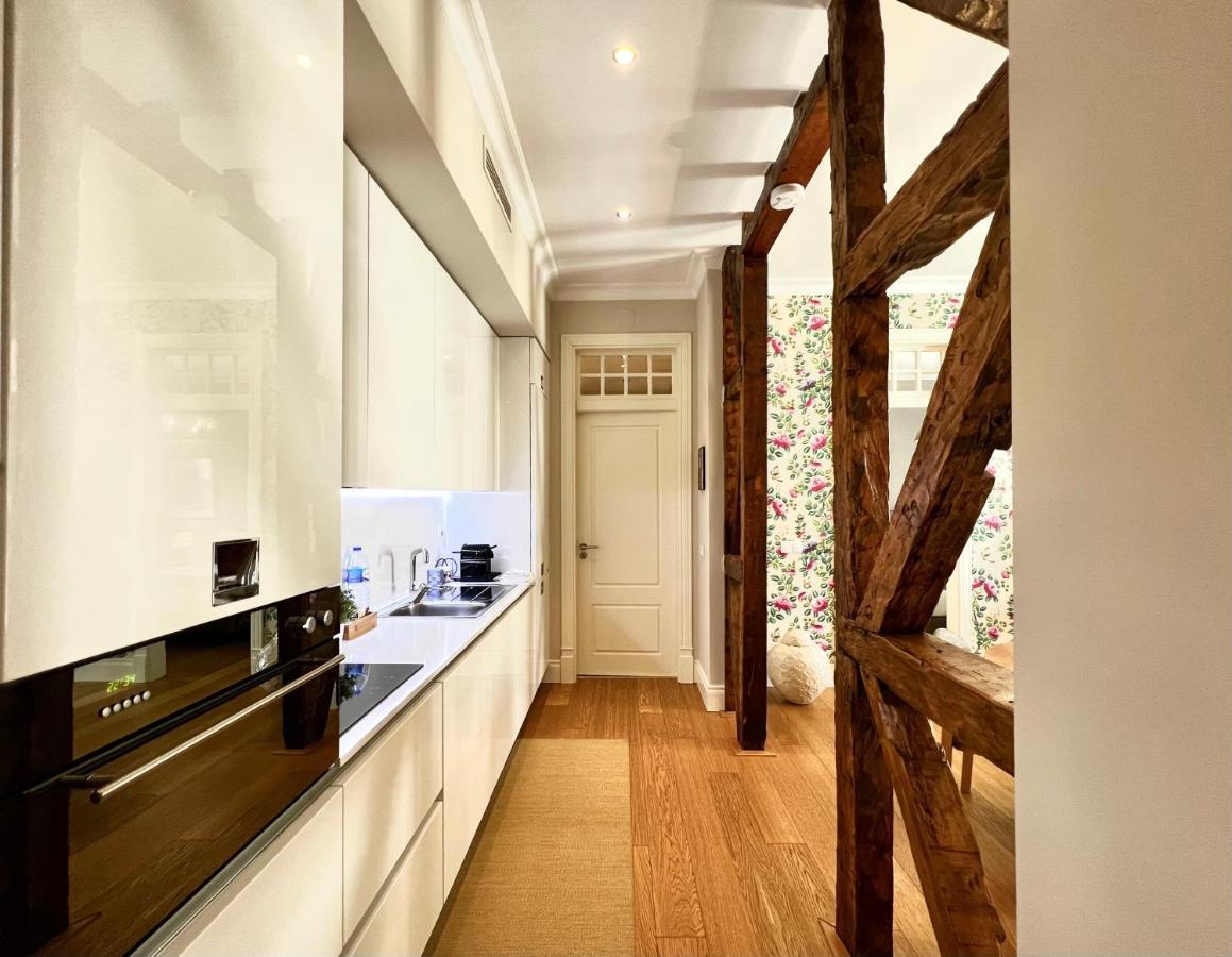 Downtown Apartment *