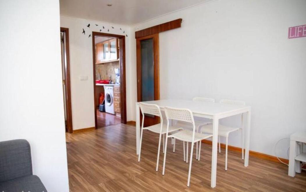 Apartamento Com Terraco E Churrasqueira *