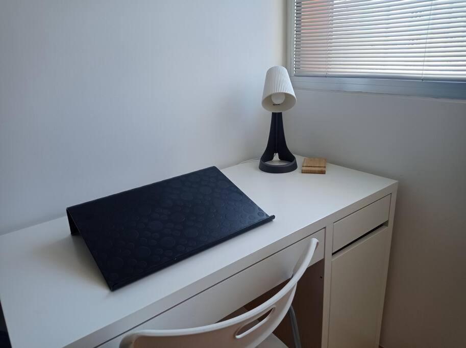 Apartment Near Airport & Citycenter Free Parking *