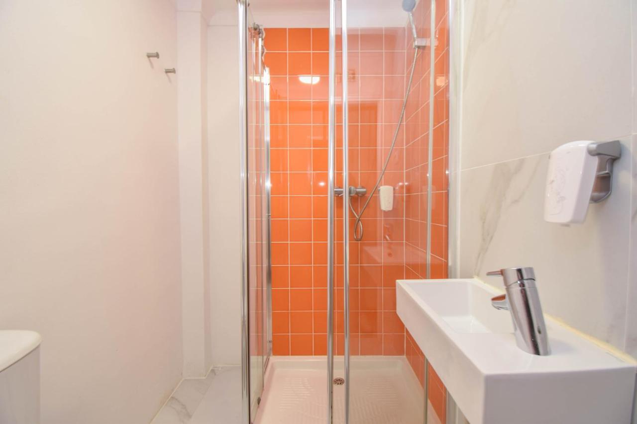 The Lx Hill Albergue