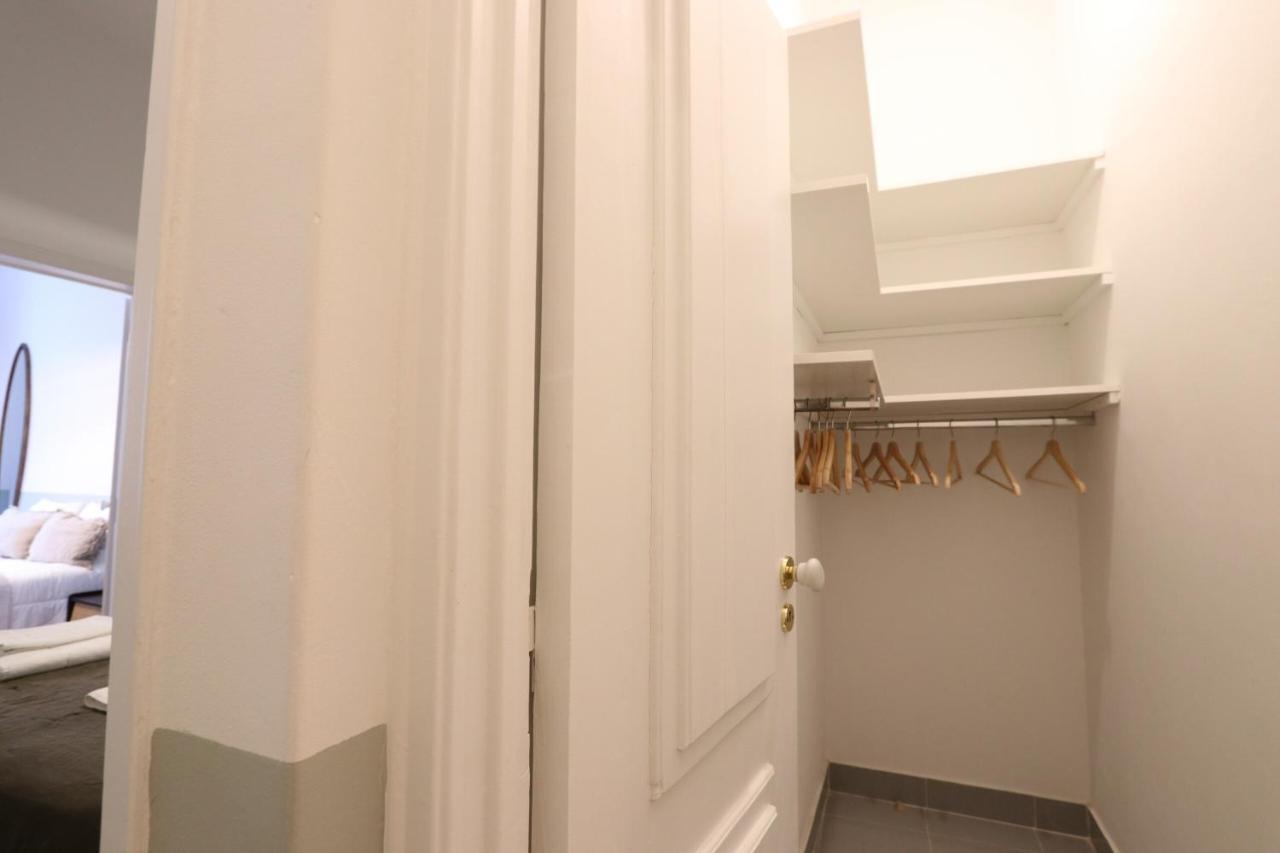 Apartment Downtown Flat With Design And Comfort At Downtown