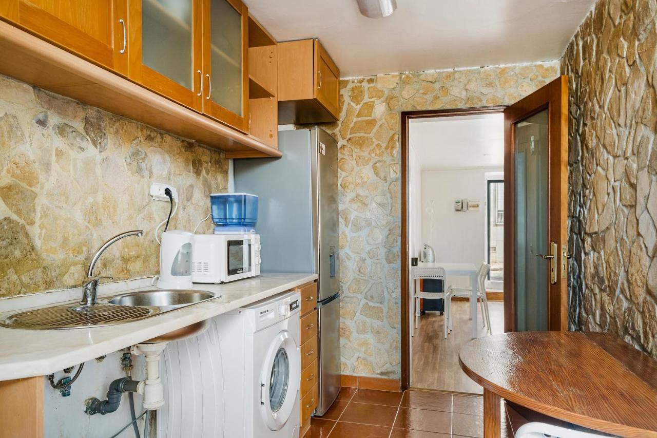 Apartamento Com Terraco E Churrasqueira Lisbon