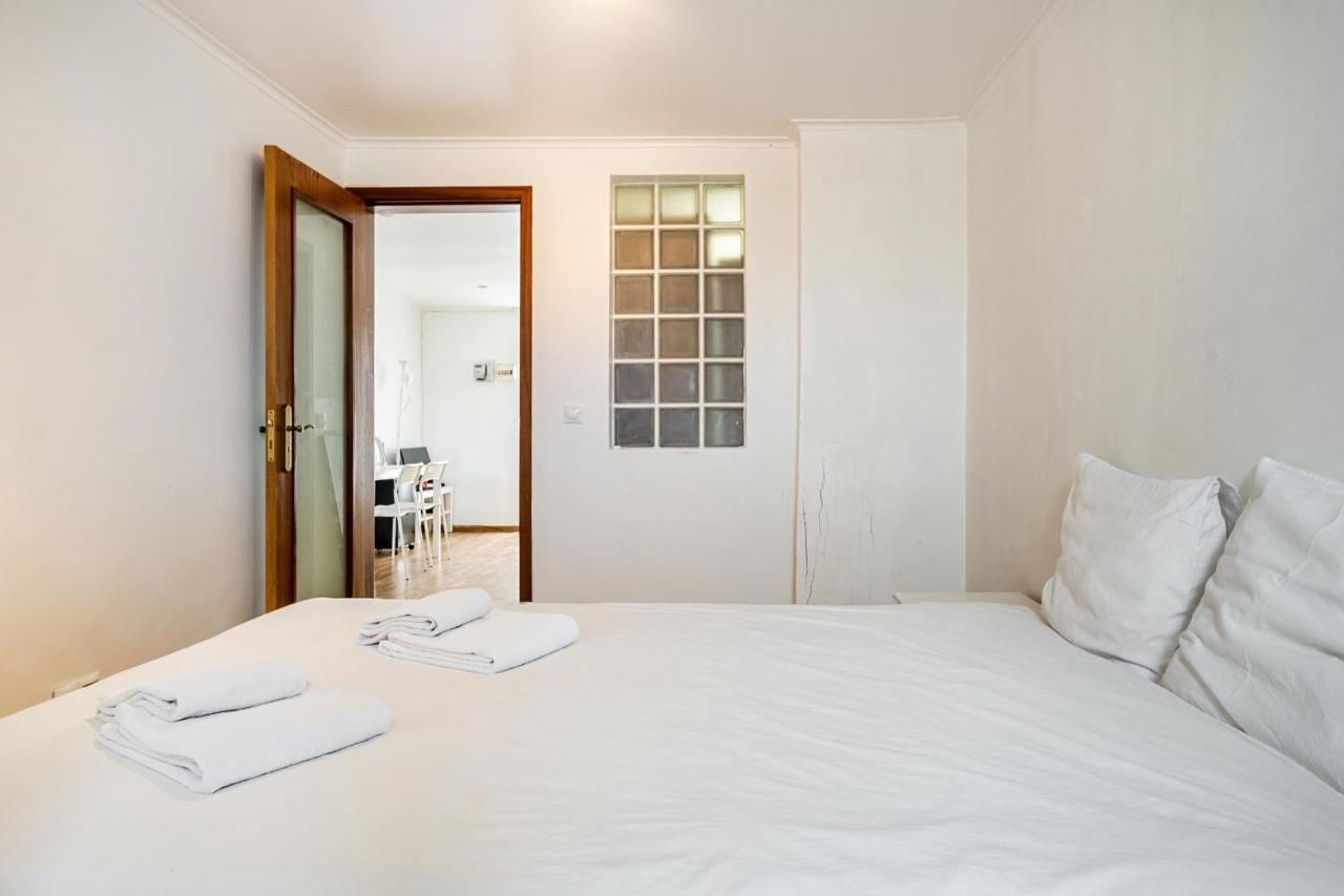 Apartamento Com Terraco E Churrasqueira *