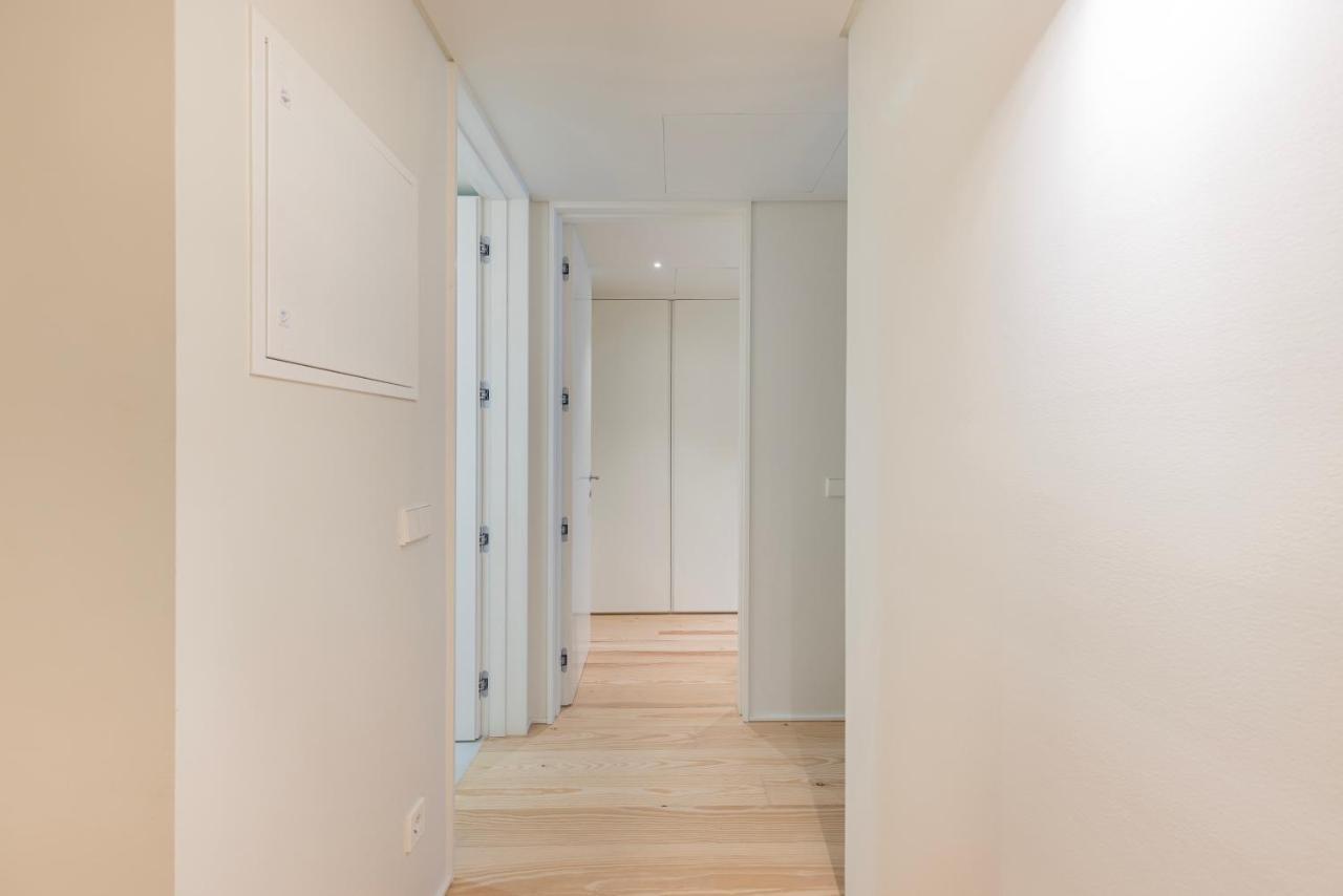 Apartment Hidden Pearl W/ Patio & Pool By Lovelystay