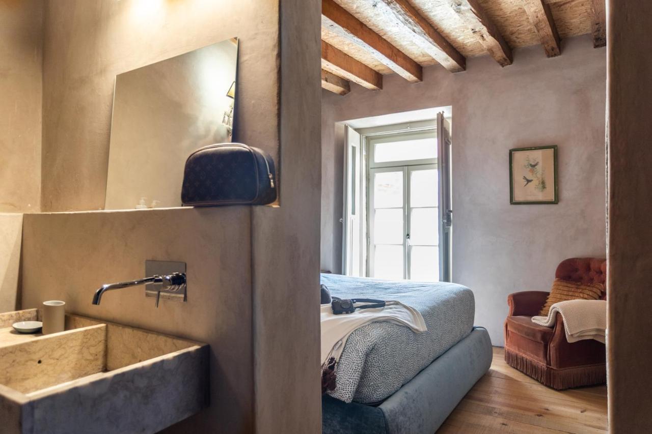 Bedroom In The 18th Century Style Homestay