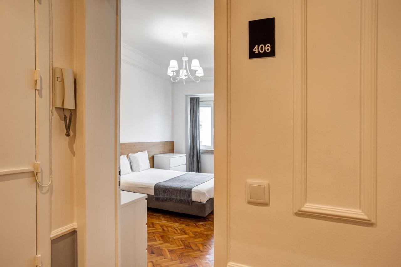 Out & Apartamento *