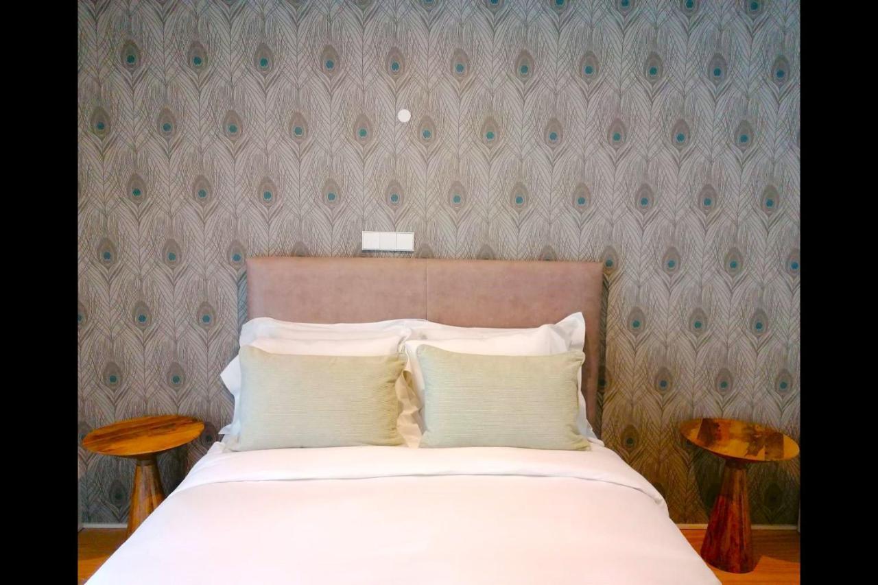 Apartment Hidden Pearl W/ Patio & Pool By Lovelystay Lisbon
