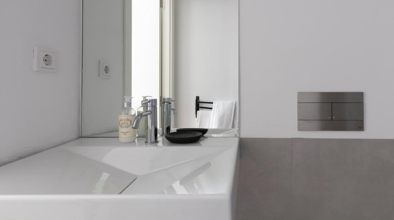 Guest house Altido Stylish 5br With Big Terrace In Principe Real 3*