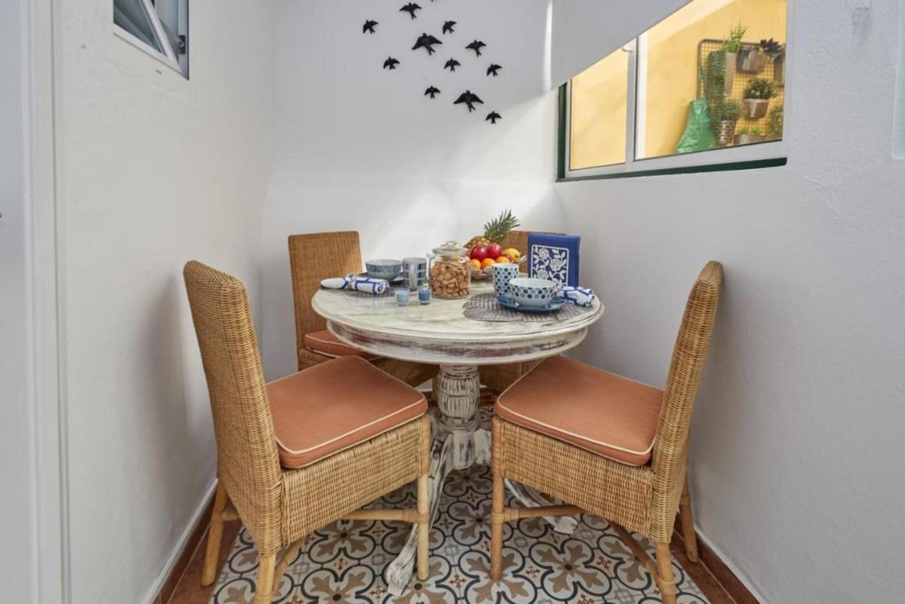 Lx Factory Apartment! Outside Terrace * Lisbon