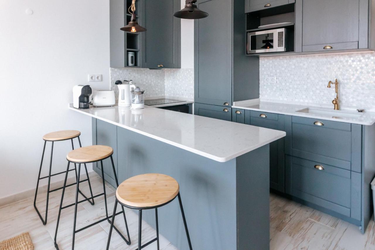 - Almirante Reis Apartment
