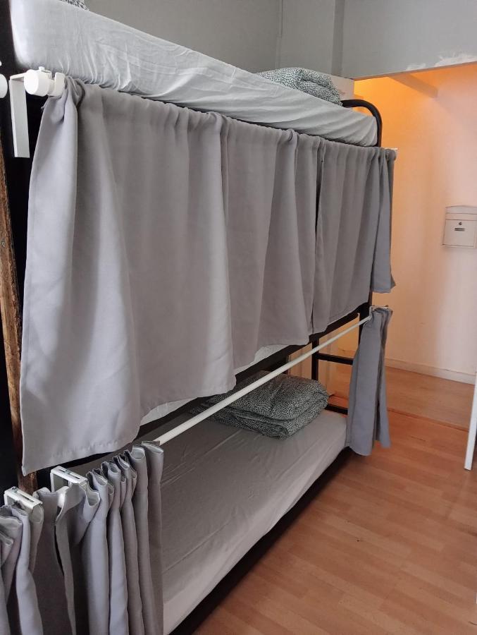 Hostel Party Zone
