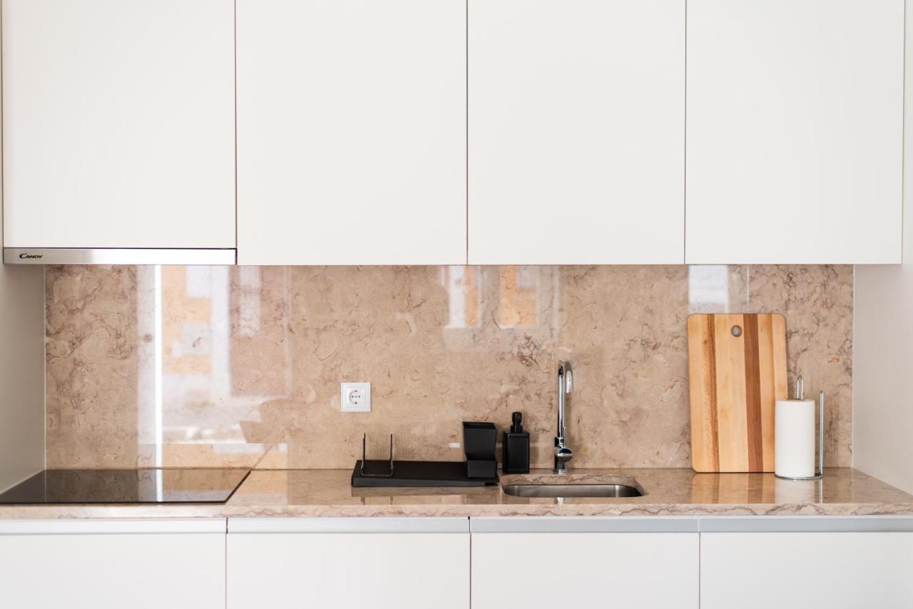 Apartment Pardal 15 - Boutique 2 Bed With Free Parking Nearby *