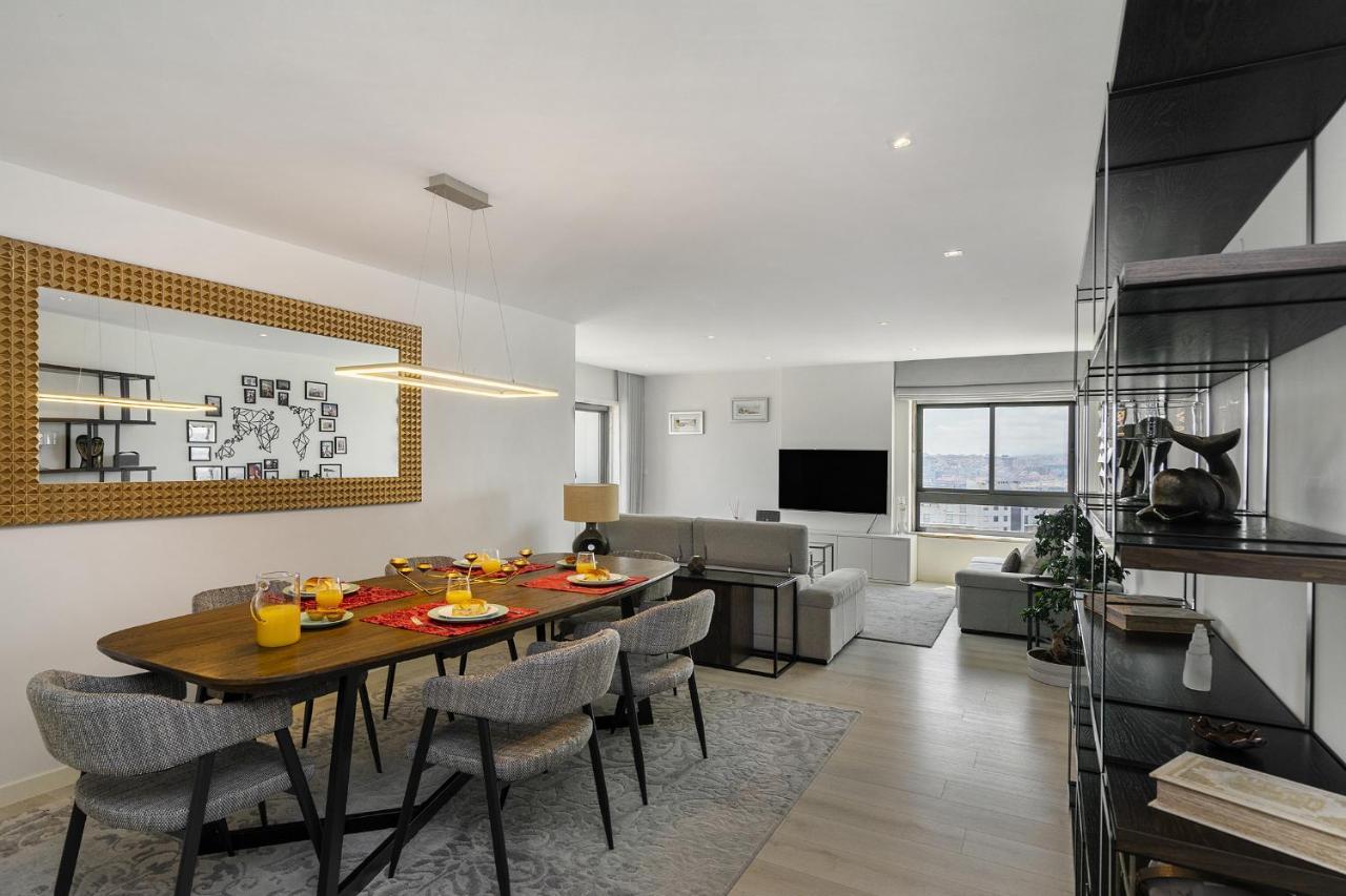 Apartment Whome Family - Urban Retreat With Parking, Ac, Elevator In Great Location Lisbon