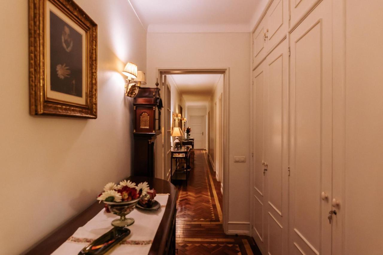 Guest house Double Bed Av Da Republic Lisbon