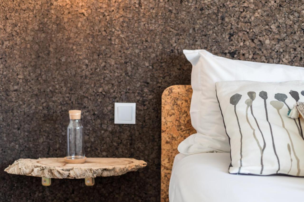 Airport Apartment *
