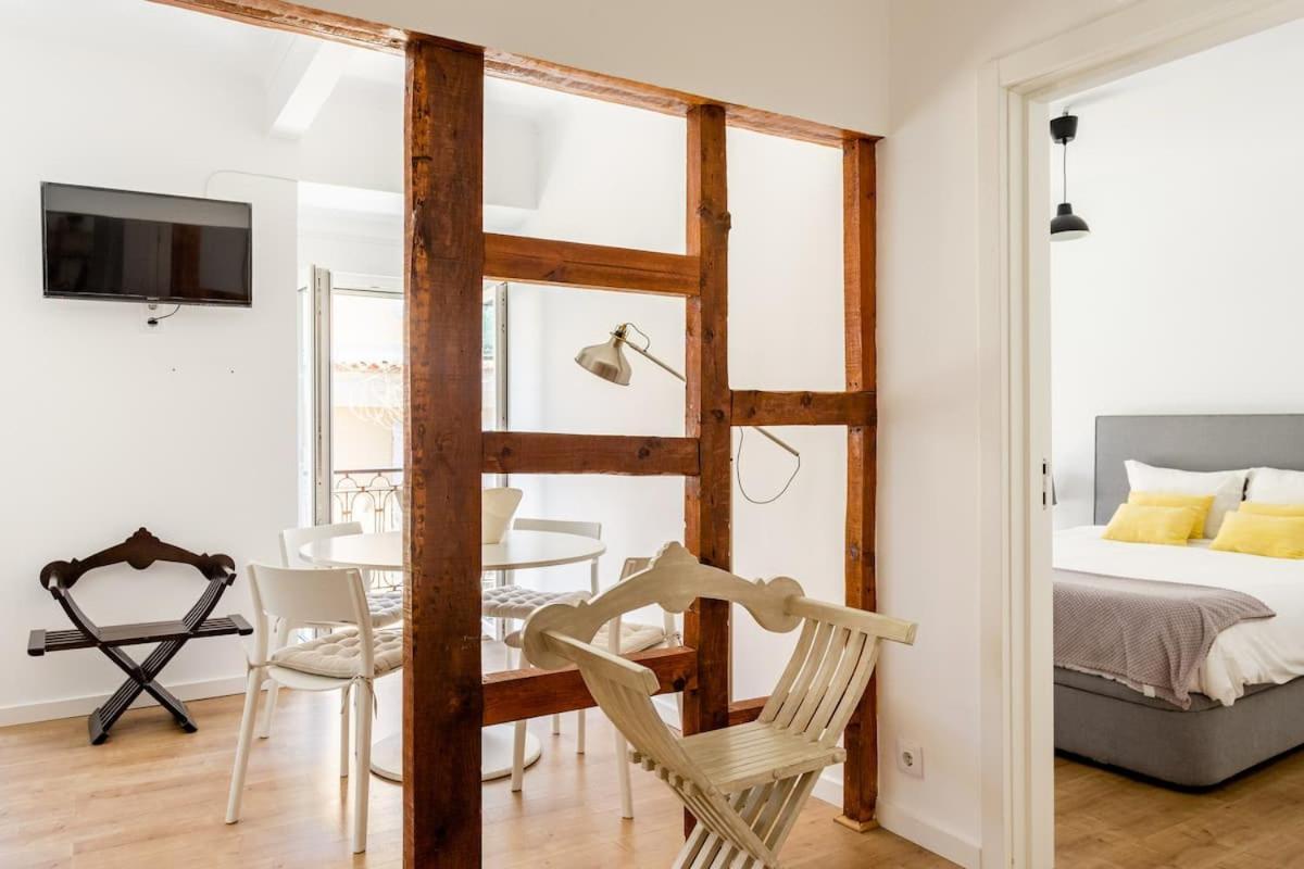 Charming Bairro Alto - Historical Center *