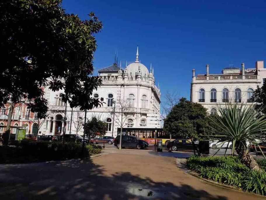 The White Principe Real Lisboa