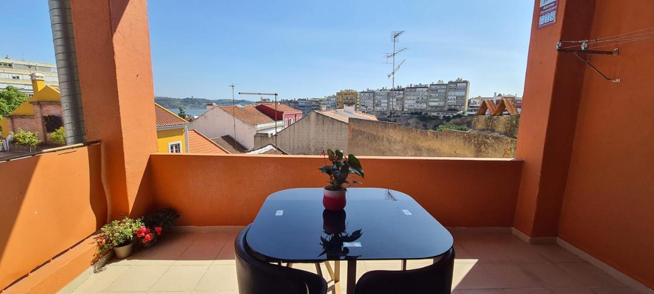 Relax In For 4 People With Terrace And Parking Apartment