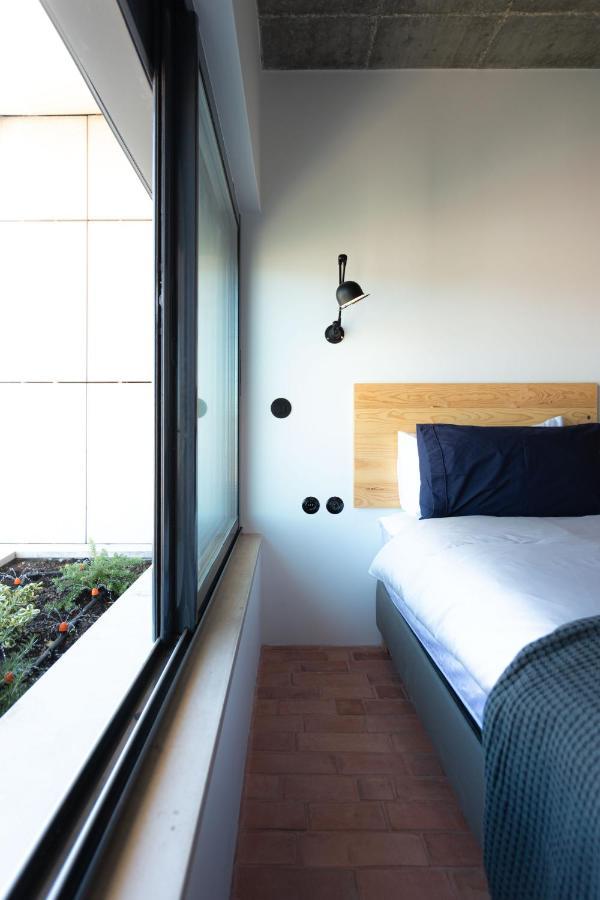 Columbano - Boutique Ensuites, Cokitchen & Parking * Lisbon